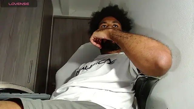 KaelMoreau online show from 02/15/25, 09:26