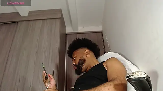 KaelMoreau online show from 02/17/25, 06:37