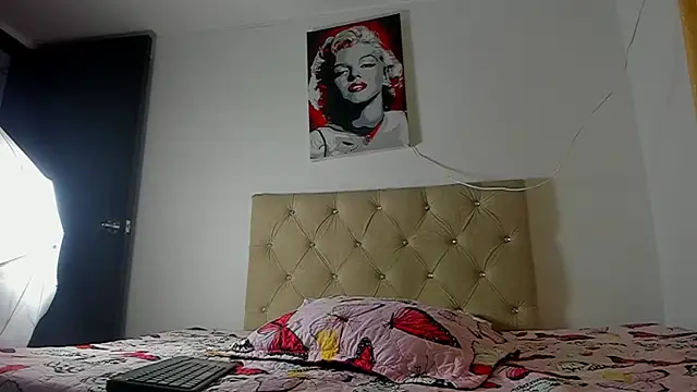 Vahiolet smith online show from 09/12/25, 03:28