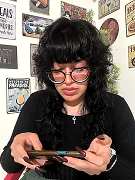 Snapshot of Fun_Everywhere chatting on 10/10/25, 09:36 Fun Everywhere online show from 10/10/25, 09:36