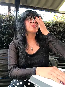 Snapshot of Fun_Everywhere chatting on 10/11/25, 05:44 Fun Everywhere online show from 10/11/25, 05:44