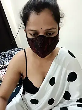 Snapshot of payal_sharma1 chatting on 12/01/24, 06:19 payal sharma1 online show from 12/01/24, 06:19