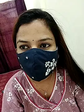 Snapshot of payal_sharma1 chatting on 12/07/24, 01:58 payal sharma1 online show from 12/07/24, 01:58