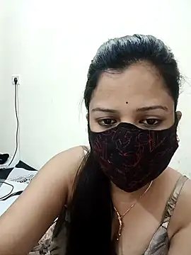 Snapshot of payal_sharma1 chatting on 12/27/24, 05:37 payal sharma1 online show from 12/27/24, 05:37