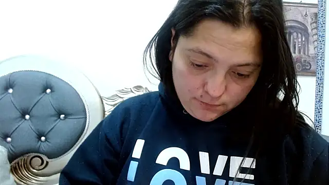 Snapshot of KataleyaStiward chatting on 06/11/26, 12:25 KataleyaStiward online show from 06/11/26, 12:25