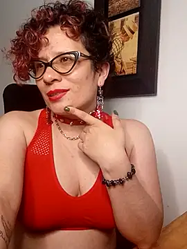 Snapshot of Daneshka_naughty chatting on 12/11/24, 05:43 Daneshka naughty online show from 12/11/24, 05:43