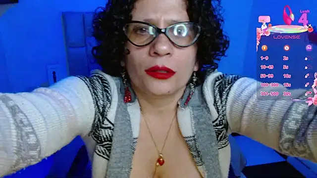 Snapshot of Daneshka_naughty chatting on 09/23/25, 12:24 Daneshka naughty online show from 09/23/25, 12:24