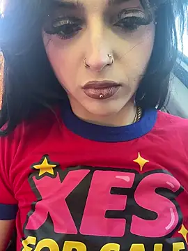exoticmisfitt online show from 05/06/26, 10:04