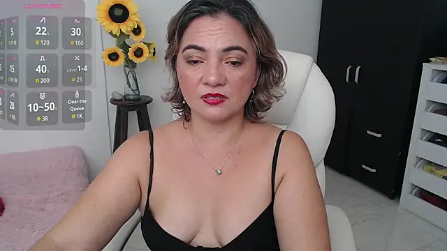 Ghada milf online show from 12/15/24, 10:15