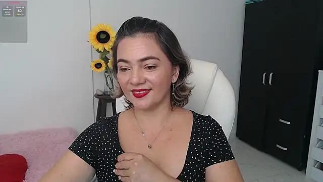 Ghada milf online show from 12/18/24, 01:23