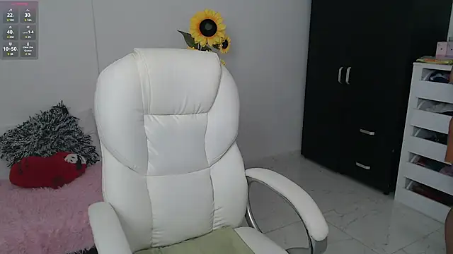 Ghada milf online show from 12/23/24, 02:24