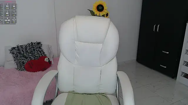 Ghada milf online show from 12/24/24, 02:10