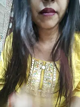 Snapshot of Aradhya-Sharma chatting on 02/15/25, 03:42 Aradhya-Sharma online show from 02/15/25, 03:42