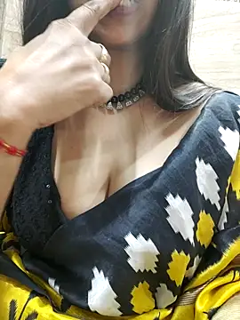 Snapshot of Aradhya-Sharma chatting on 02/17/25, 08:04 Aradhya-Sharma online show from 02/17/25, 08:04