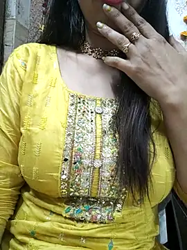 Snapshot of Aradhya-Sharma chatting on 02/26/25, 06:26 Aradhya-Sharma online show from 02/26/25, 06:26