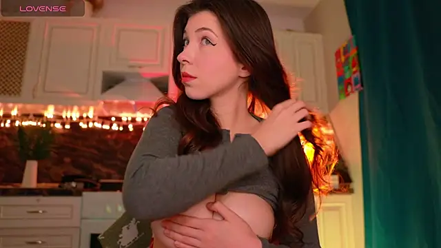 Snapshot of art_Jane chatting on 12/11/24, 12:02 art Jane online show from 12/11/24, 12:02