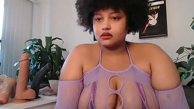 Snapshot of TheeVixxxen chatting on 01/19/25, 08:09 TheeVixxxen online show from 01/19/25, 08:09