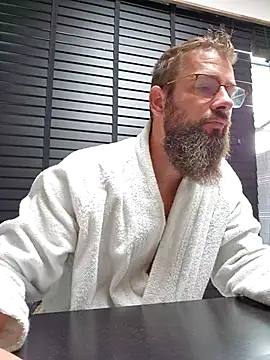 TRebelG online show from 10/11/25, 09:19