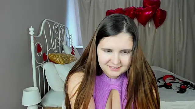 Snapshot of Miley_Brown_ chatting on 02/09/25, 07:16 Miley Brown online show from 02/09/25, 07:16