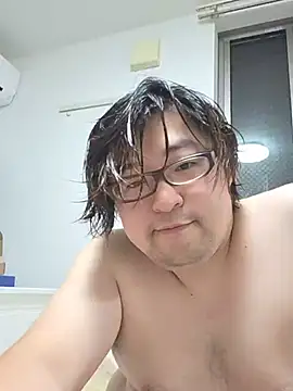 Snapshot of yuuki198912 chatting on 08/05/26, 01:47 yuuki198912 online show from 08/05/26, 01:47