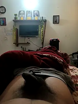 Snapshot of arshvir133 chatting on 12/19/25, 08:10 arshvir133 online show from 12/19/25, 08:10