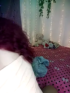 emma-19- online show from 05/02/26, 03:55