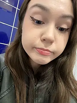 Snapshot of Peachy_Dream chatting on 02/28/25, 08:28 Peachy Dream online show from 02/28/25, 08:28