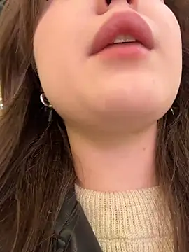 Peachy Dream online show from 11/12/25, 06:08