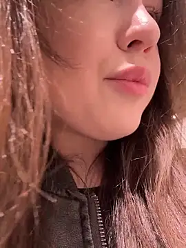 Peachy Dream online show from 04/19/26, 06:10