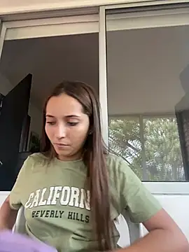 Penelope-Hot online show from 12/30/24, 10:23