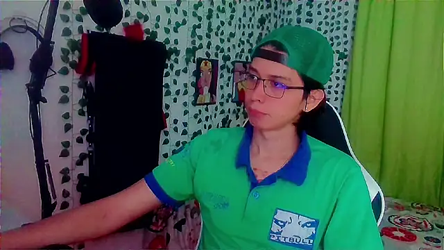 Andy gray online show from 10/16/25, 02:40