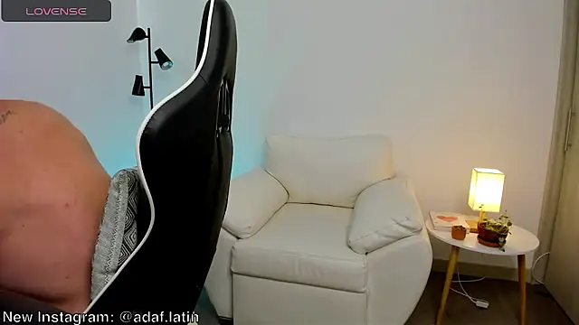 dafboy1 online show from 03/16/26, 07:18