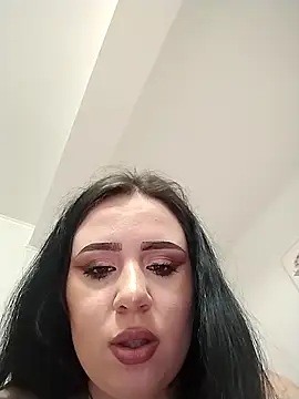 AdelinaJude online show from 03/04/26, 08:59