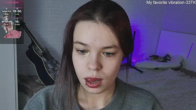 ValBae online show from 01/20/25, 04:12