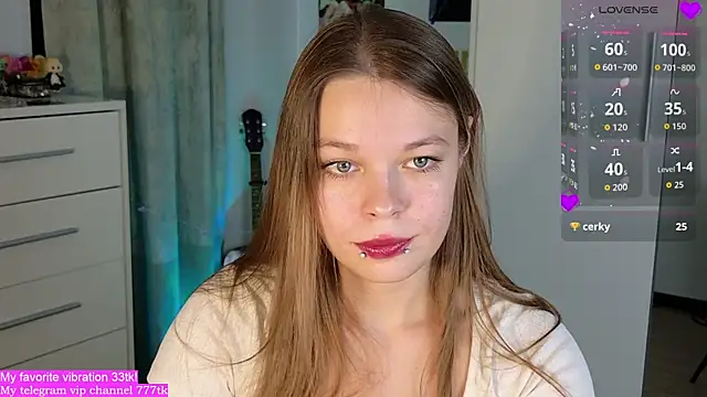 ValBae online show from 09/13/25, 07:13