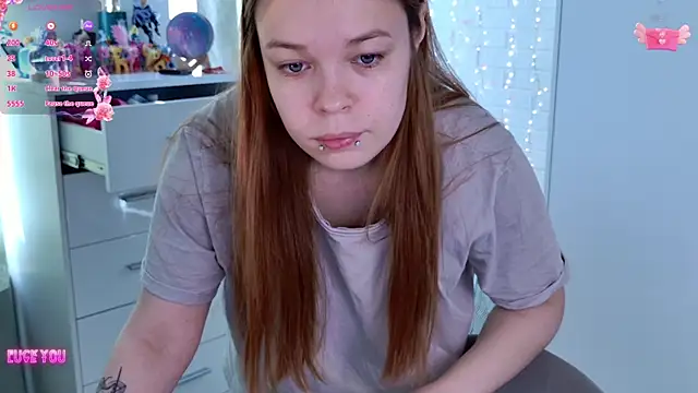 ValBae online show from 04/26/26, 06:44