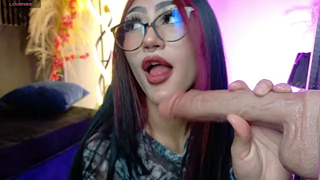 miluv19 online show from 02/10/26, 07:29