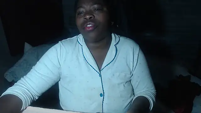 Snapshot of jjannakinky chatting on 02/25/25, 11:30 jjannakinky online show from 02/25/25, 11:30