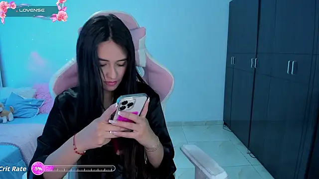 Tinylottie online show from 10/21/25, 11:22