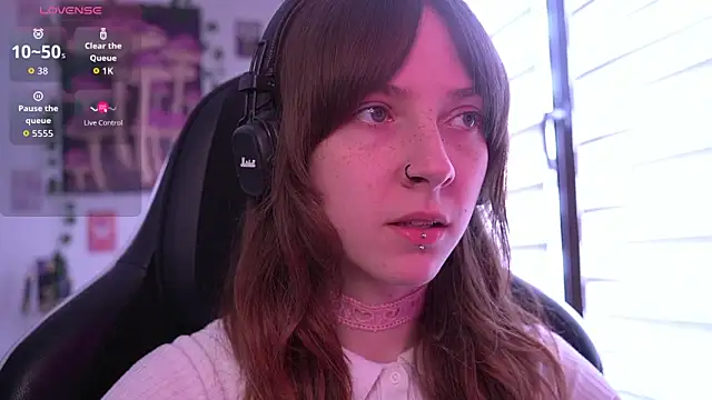 juliapie online show from 04/08/26, 09:09