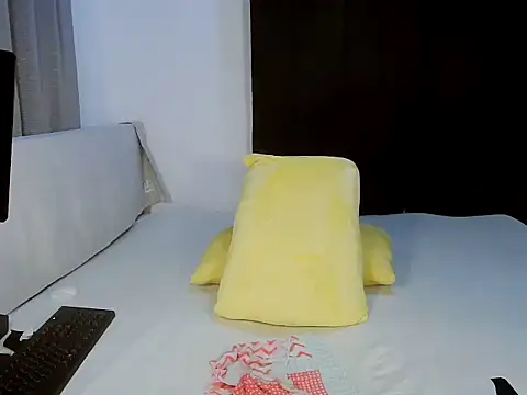 Sugarr   online show from 10/28/25, 03:25