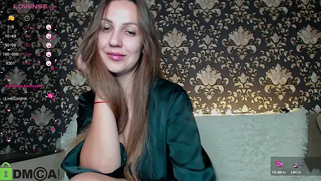 Snapshot of Estel_Loewe chatting on 09/30/25, 01:38 Estel Loewe online show from 09/30/25, 01:38