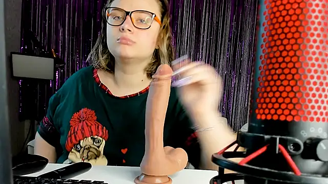 Snapshot of Seductive_She_Wolf chatting on 03/14/25, 12:51 Seductive She Wolf online show from 03/14/25, 12:51