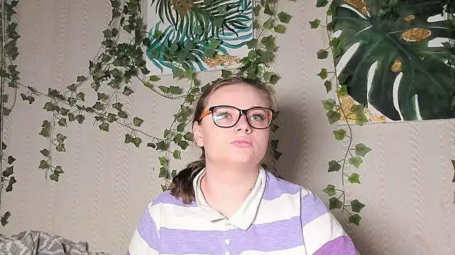 Snapshot of Seductive_She_Wolf chatting on 11/03/25, 03:24 Seductive She Wolf online show from 11/03/25, 03:24