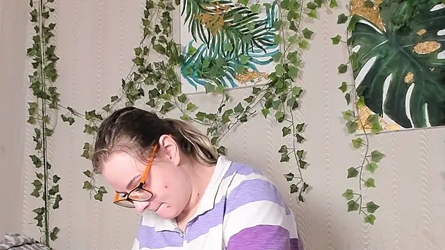 Snapshot of Seductive_She_Wolf chatting on 11/06/25, 03:46 Seductive She Wolf online show from 11/06/25, 03:46