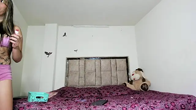 alanaanddaphne online show from 11/13/25, 03:55