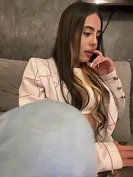 Snapshot of AbyThompson chatting on 02/15/25, 06:12 AbyThompson online show from 02/15/25, 06:12