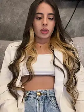 Snapshot of AbyThompson chatting on 02/24/25, 11:52 AbyThompson online show from 02/24/25, 11:52