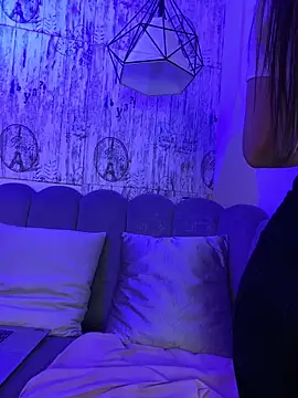 AbyThompson online show from 02/02/26, 12:04