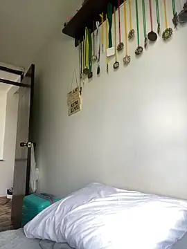 AbyThompson online show from 03/29/26, 07:58